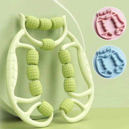 Masseur à rouleaux vert avec inserts des variantes rose et bleu